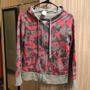 Adidas hoodie size xs-s. Marked M in Chinese
